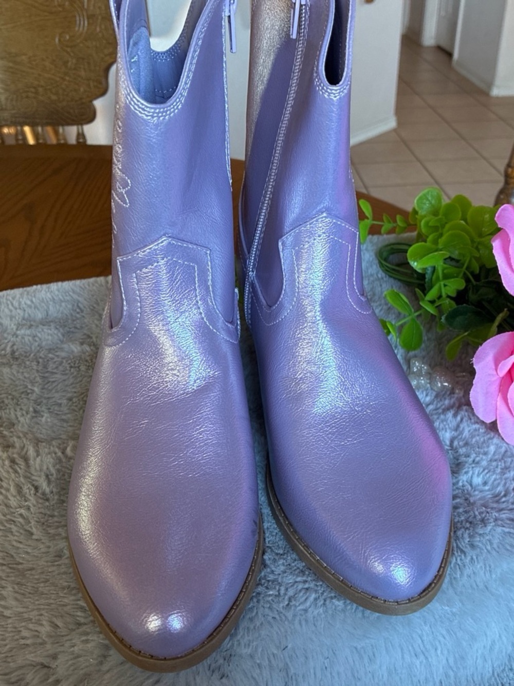 Women's Lavender Shimmer Western Ankle Boots - Picture 6 of 8